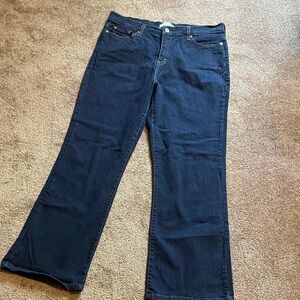 Levi's Women's 512 Perfectly Slimming Size 16 Dark Wash Bootcut Jeans